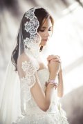 <b>婚纱摄影</b>